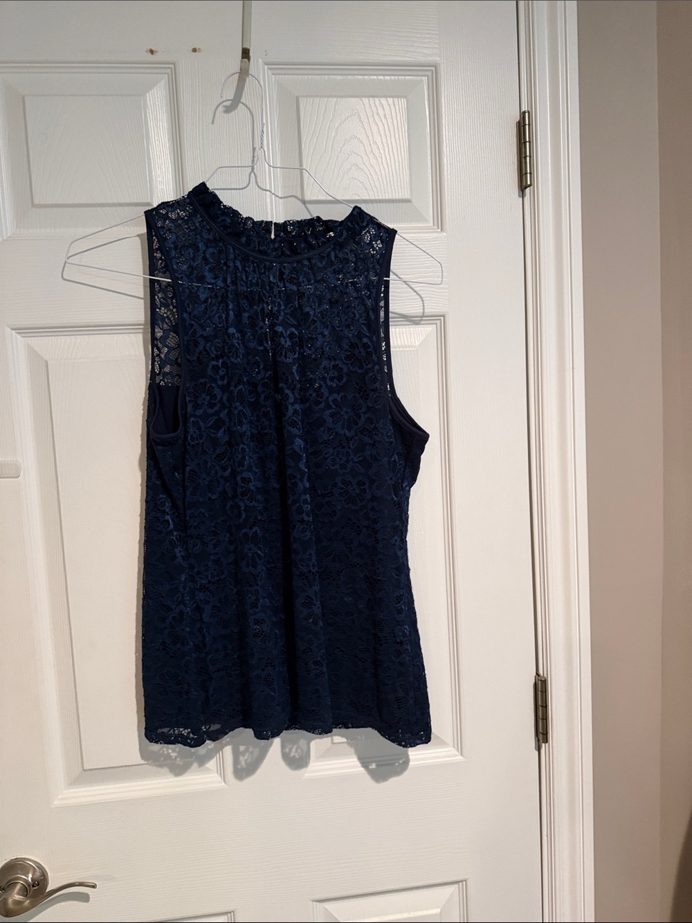 White House Black Market Navy Lace Sleeveless Camisole